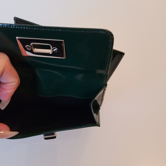 RARE GUCCI Vintage Dark Grn Wallet - Picture 9 of 10